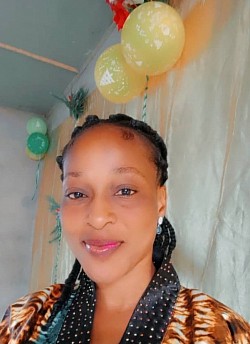 Mrs Akinola: End of the Year Party